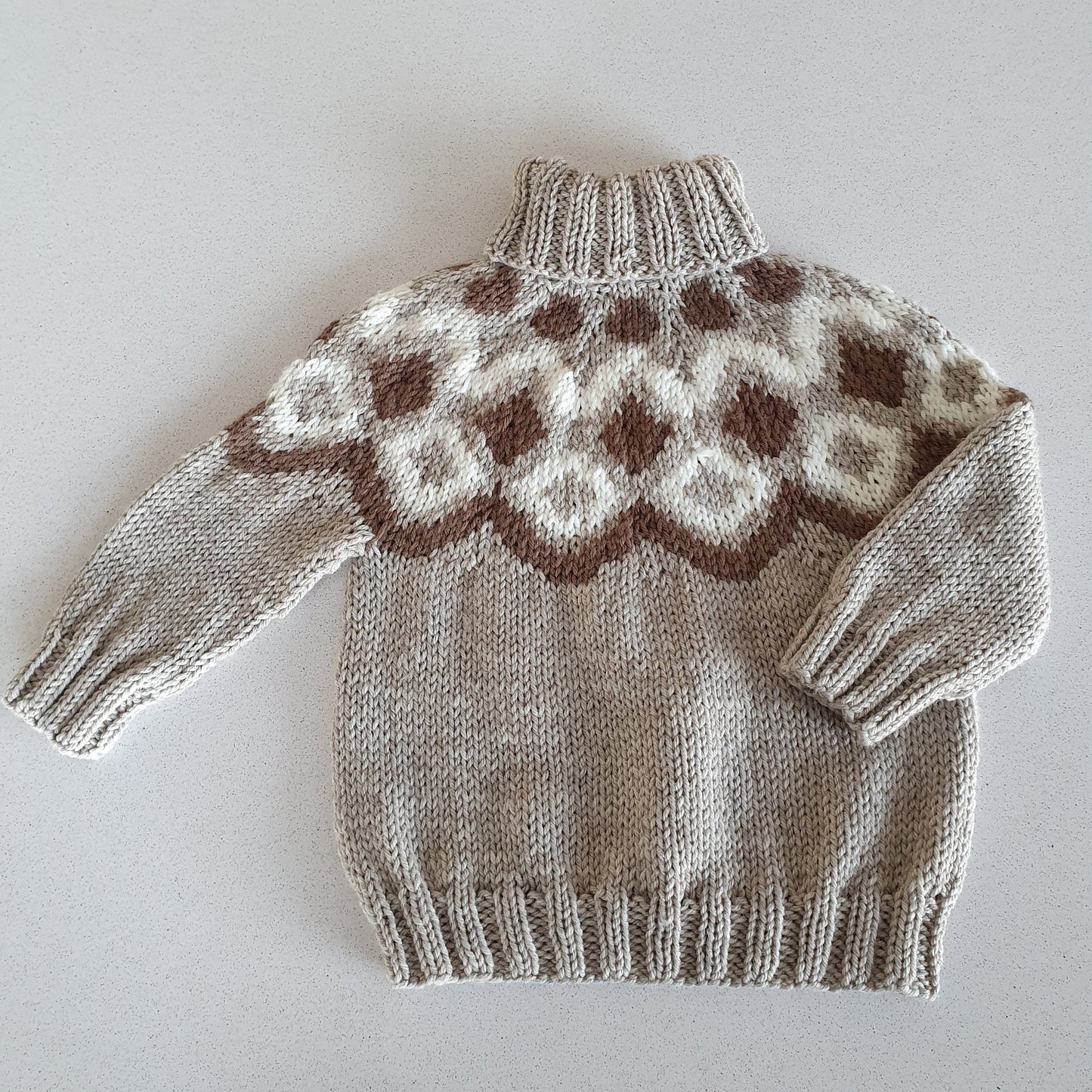 Frost barnapeysa