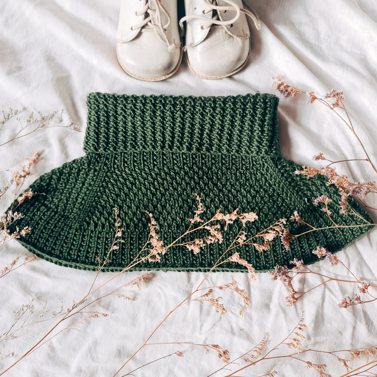 Skorri hálsaskjól - Prjónauppskrift frá Stroff, prjónað úr Katia Merino 100% eða Feeling frá Lana Gatto