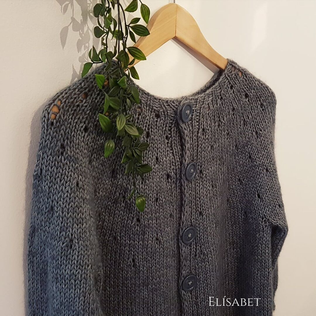 ÆVI cardigan oversized