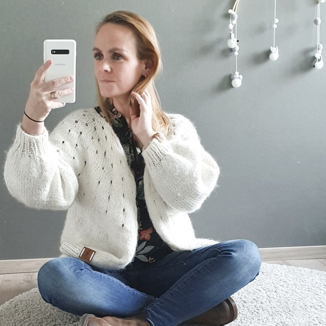 ÆVI cardigan oversized